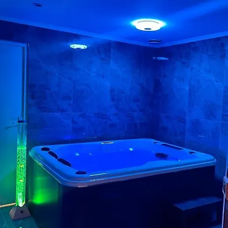 Maison Privative Spa Jacuzzi Sauna Salle De Jeux Weitbruch Exterior photo