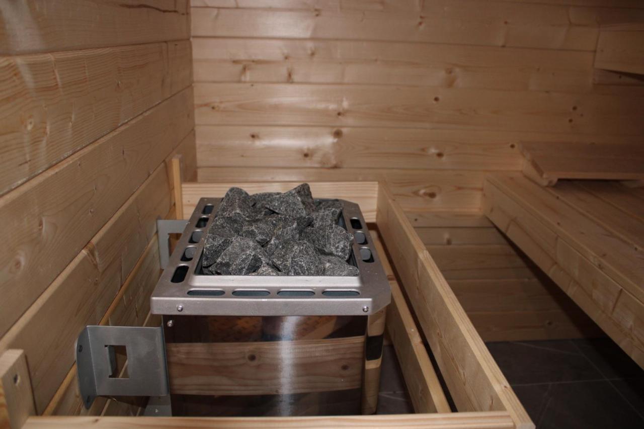 Holiday home Maison Privative Jacuzzi Sauna Salle De Jeux Weitbruch