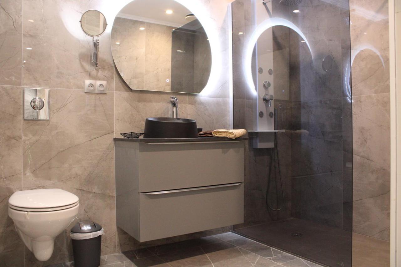Holiday home Maison Privative Jacuzzi Sauna Salle De Jeux *